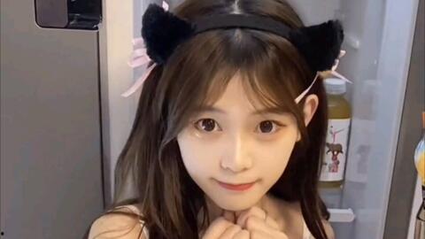 福山网红吃瓜事件视频播放,视频播放引发全网热议