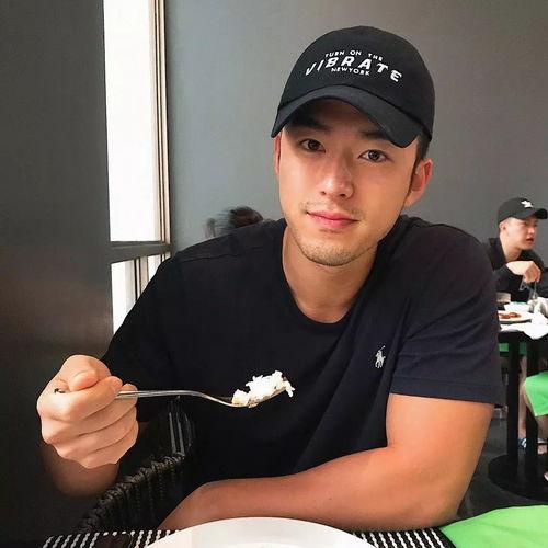 广州网红男模吃瓜视频,揭秘幕后真相