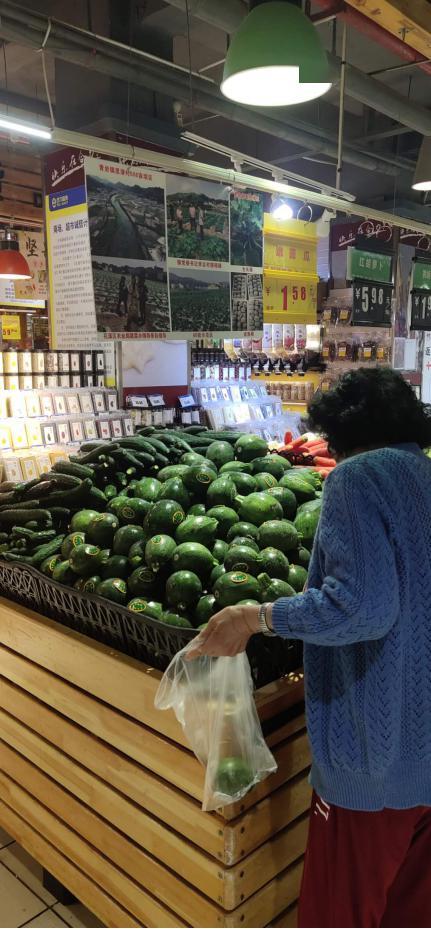 临淄探店网红吃瓜事件