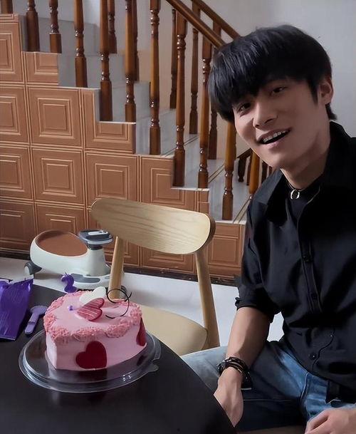 合肥网红大杨哥吃瓜,揭秘吃瓜背后的故事与魅力