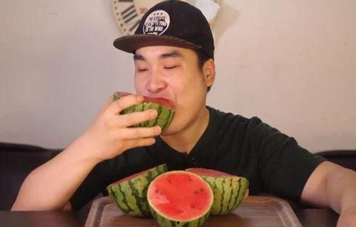 吃瓜的网红都有哪些人,揭秘网络红人的多彩人生